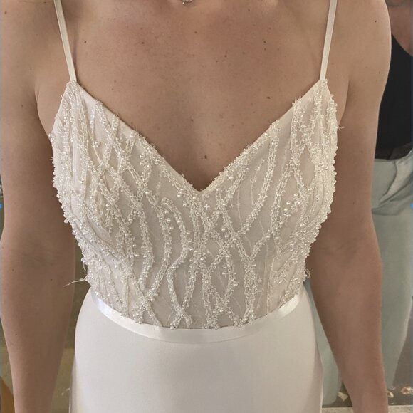 Daalarna Wedding Dress, DC-5032 - Picture 4 of 6